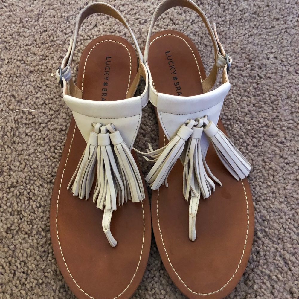 Lucky sandals